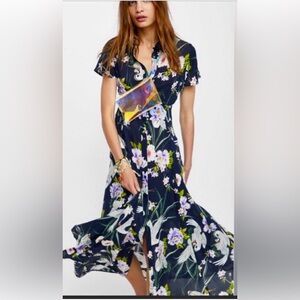 Zara Woman Navy blue maxi shirt dress with crane and flower print. Size M
